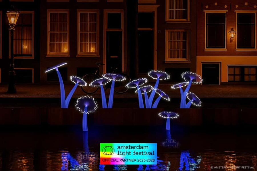 Amsterdam: Light Festival Heated Cruise + Hot Choco + Snack - Your cruise route: what you will see, stop by stop