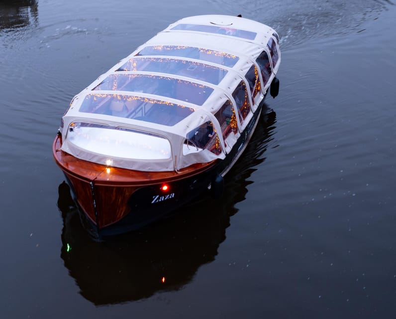 Amsterdam: Light Festival Heated Cruise & Unlimited Drinks! - Why a heated electric Amsterdam Light Festival cruise feels smart in winter