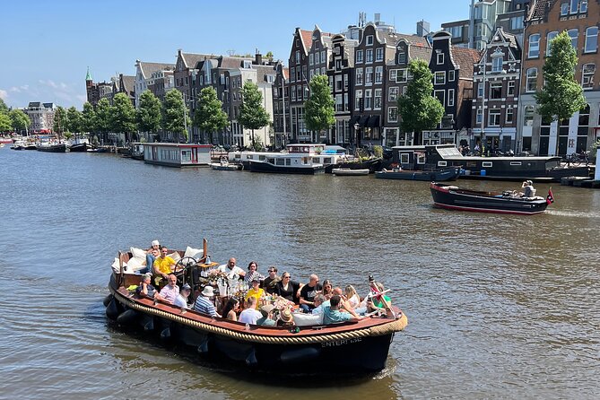 Amsterdam Luxury Boutique Boat tour with Unlimited Beer and Wine - A 40 to 45 minute canal cruise with real central Amsterdam views