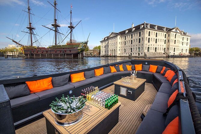 Amsterdam Luxury Canal Cruise + Unlimited Drinks & Bites option - Tips to make the most of your hour on the water