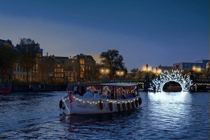 Amsterdam: Luxury Light Festival Cruise Unlimited Drinks Included - Key highlights worth your attention