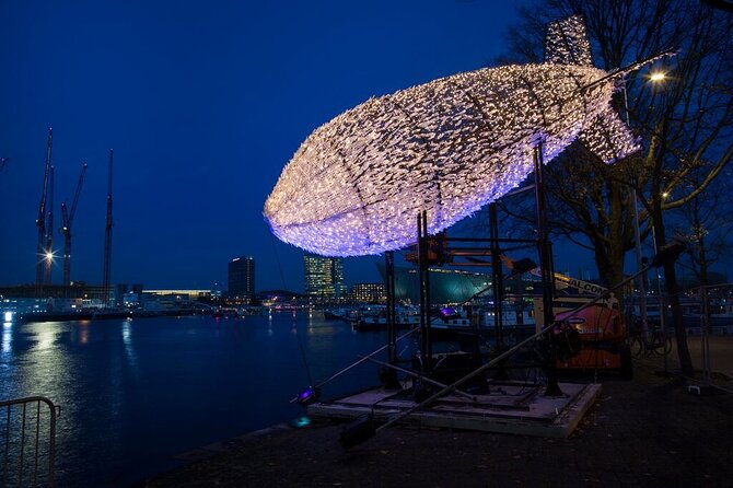 Amsterdam: Luxury Light Festival Cruise Unlimited Drinks Included - Comfort checklist for a winter night on the canals