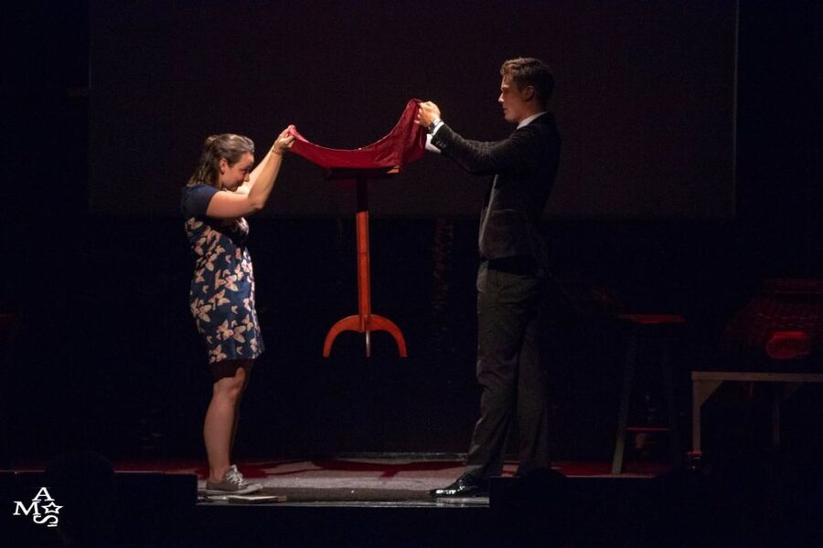 Amsterdam: Magic Show - Dress smart casual, bring cash, and speak to the host if needed