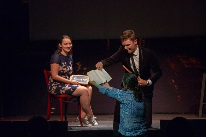 Amsterdam Magic Show: Things That Make You Go Huh - Value in the real world, is $36.05 a good deal?