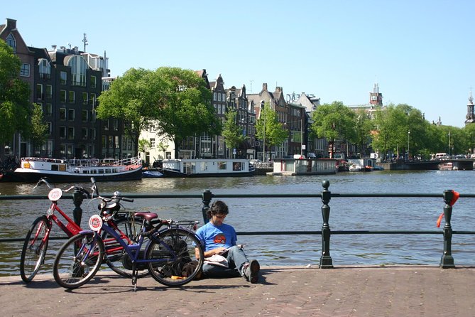 Amsterdam: Multiple-Day Bike Rental - What You Pay For: Price, Locks, and the Stuff to Budget Separately