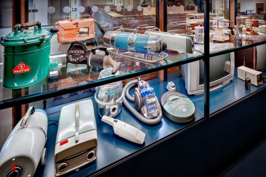 Amsterdam: NEMO Science Museum Ticket - The Chain Reaction Show: The Big Moment That Sets the Tone