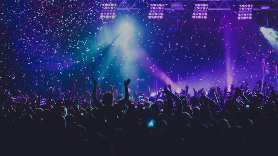 Amsterdam: Nightlife Scene 1, 2, or 3-7 Day Ticket - How the ticket fits different kinds of groups