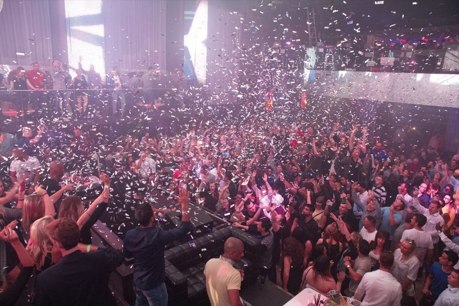 Amsterdam: Nightlife Scene 1, 2, or 3-7 Day Ticket - Price reality check: is $16 worth it for 2 days?