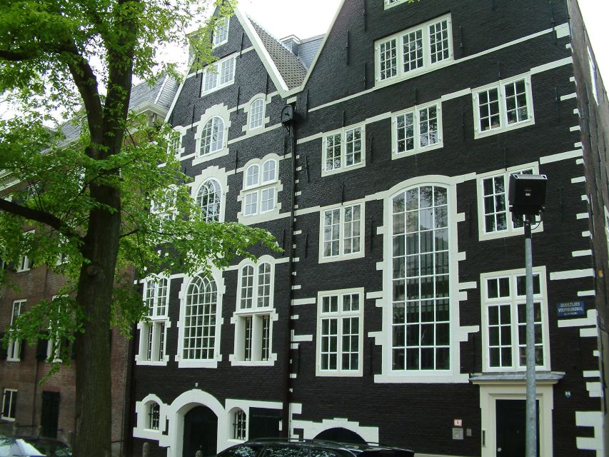Amsterdam Old City Private Walking Tour - The big Amsterdam story, explained as you walk