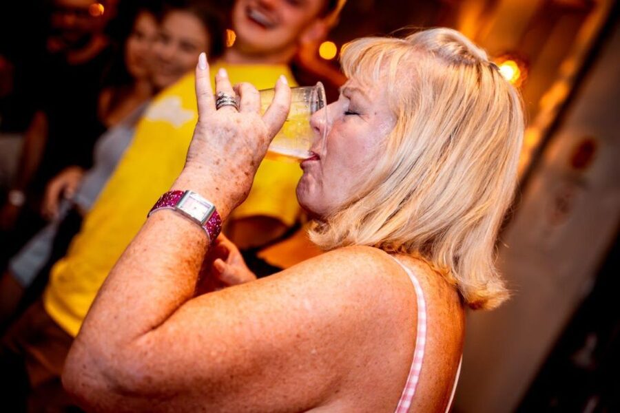 Amsterdam: Original Pub Crawl Party with VIP Entrance - Drink Specials, Complimentary Shots, and What You Should Expect