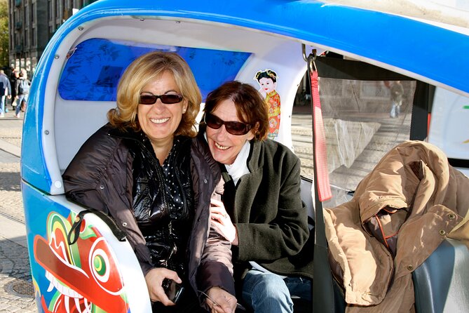 Amsterdam Pedicab City Tour (2 hours) - Nieuwmarkt and Montelbaanstoren: city gate history and shipwatch views