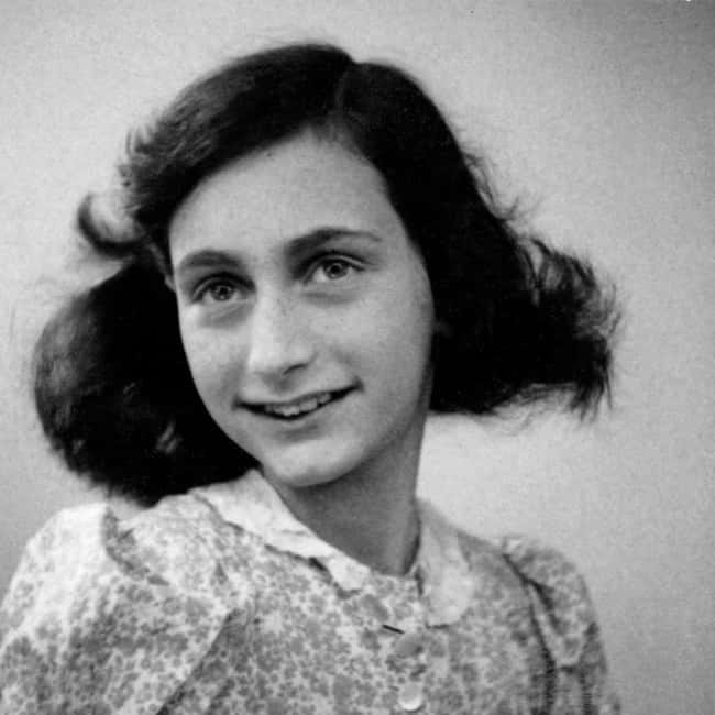 Amsterdam: Private Anne Frank and Jewish History Tour - National Holocaust Names Monument and the Auschwitz Monument Stops