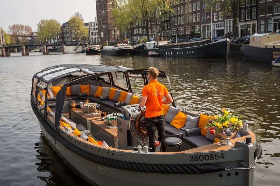 Amsterdam: Private BBQ Cruise with Personal Chef & Drinks - Key Highlights You Should Know Before You Go