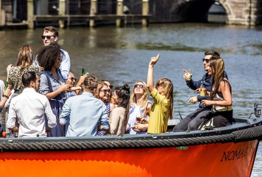 Amsterdam: Private BBQ Cruise with Personal Chef & Drinks - Comfort and Views: Why a Private Boat Feels Different in Amsterdam