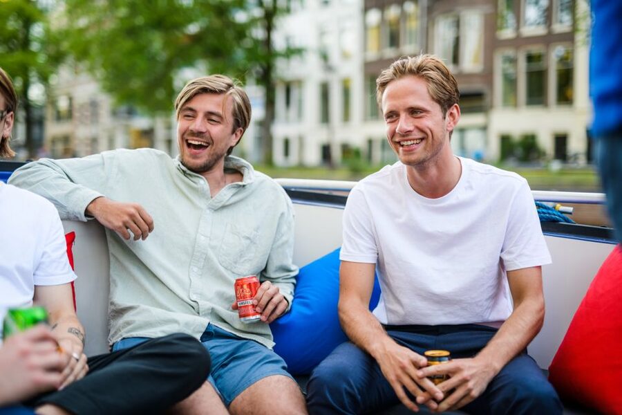 Amsterdam: Private Canal Booze Cruise with Unlimited Drinks - Why this private open-bar canal cruise works so well in Amsterdam