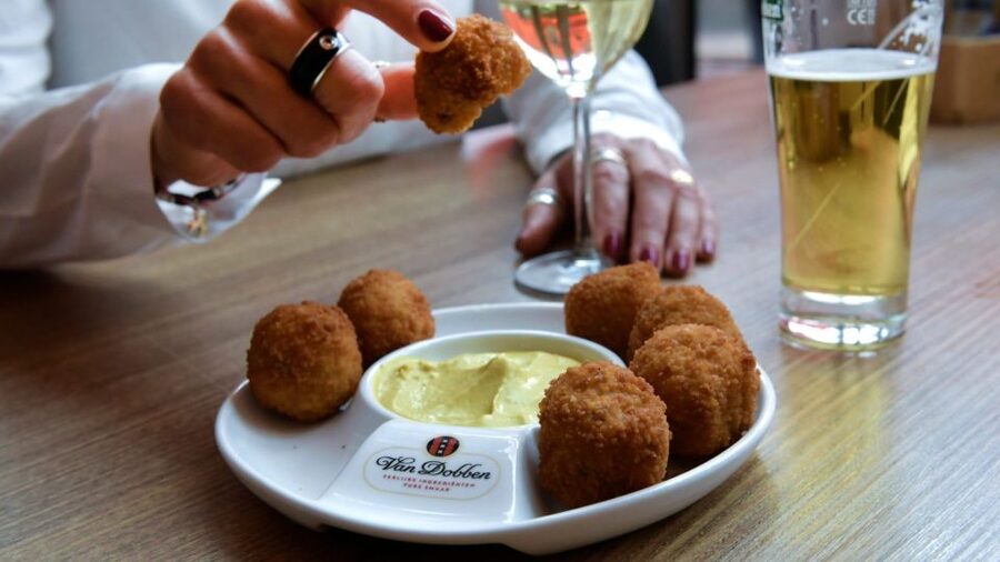 Amsterdam: Private Canal Cruise with Drinks and Snacks - Price and Value: $547 Per Group Up to 10