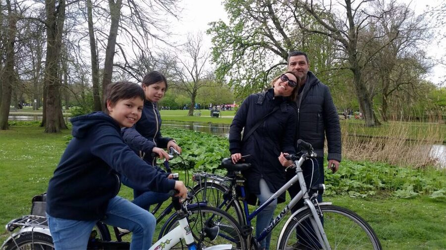 Amsterdam: Private City Bike Tour in italian - The Route Through the Historical Center: Fast Orientation, Real Stories