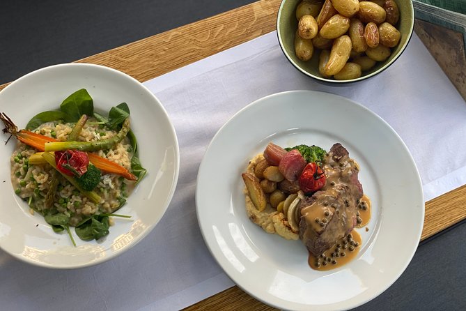 Amsterdam Private Dinner Cruise incl Drinks & 2-course Dinner 2hr - Price and value: what $458.59 per person is really paying for