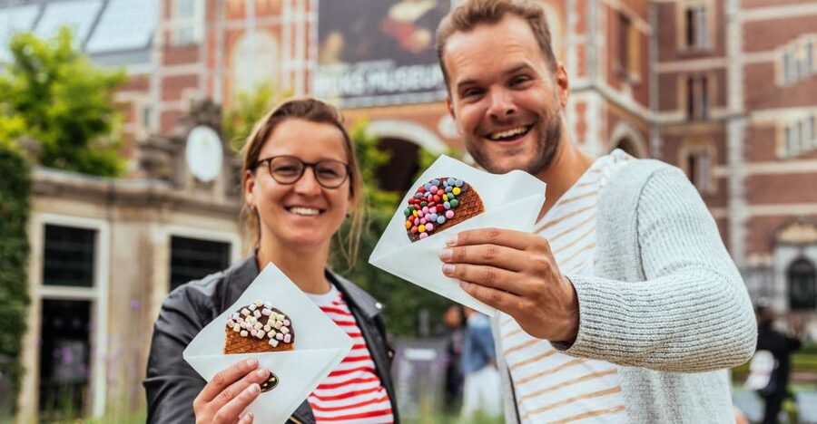 Amsterdam: Private Food Tour with a Local - Pace, walking time, and what to wear