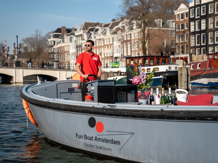 Amsterdam: Private Luxury Cruise with Drinks & Silent Disco - Boarding Behind the Apple Store: The Start You Can Find Fast