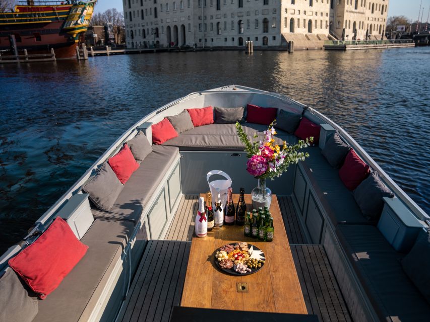 Amsterdam: Private Luxury Cruise with Drinks & Silent Disco - Silent Disco on Headsets: The Music Trick That Works on the Canals