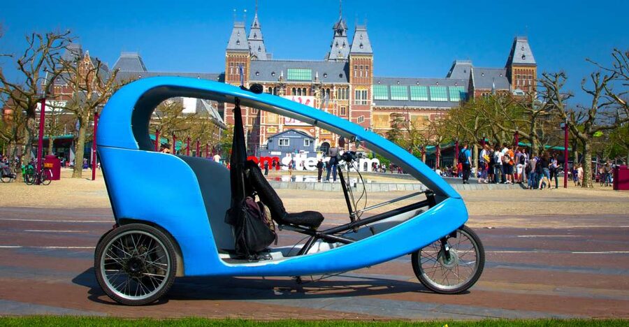 Amsterdam: Private Pedicab Historical Sightseeing Tour - Zeedijk and the Old City Dike Story, Plus a Chinatown Glimpse