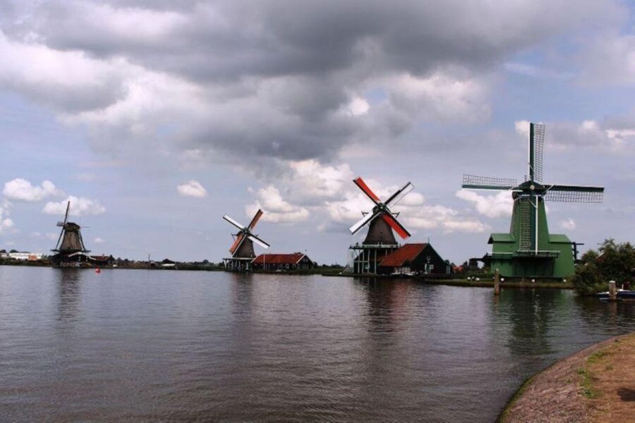 Amsterdam: Private tour Tulips, Keukenhof, Windmill & Cheese - Price and Value: Is $506 Per Person Fair for This Route?