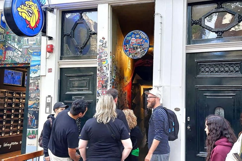 Amsterdam: Private Tour with Local Guide (French or English) - Hidden spots and tailored route choices, what you should actually expect