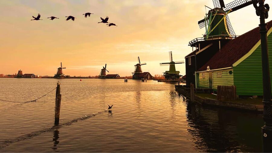 Amsterdam : Private Tour Zaanse Schans - Why Zaanse Schans Works as a Half-Day Escape