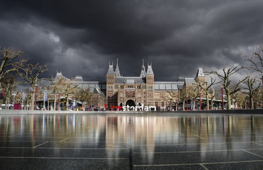 Amsterdam: Private Walking Tour with a Local - Local Tips for Eating, Wandering, and Shopping (Useful After the Tour)