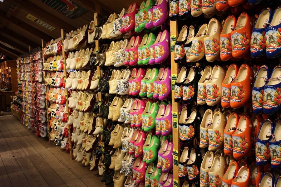 Amsterdam: Private Zaanse Schans Windmills and Volendam Trip - Key highlights I’d plan around