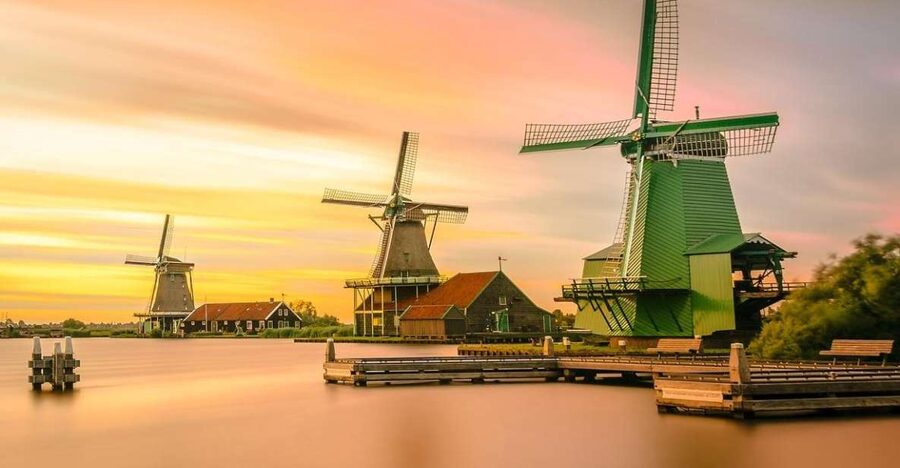 Amsterdam: Private Zaanse Schans Windmills and Volendam Trip - Why This Private Amsterdam Day Trip Feels Like Dutch Self-Serve, With a Guide