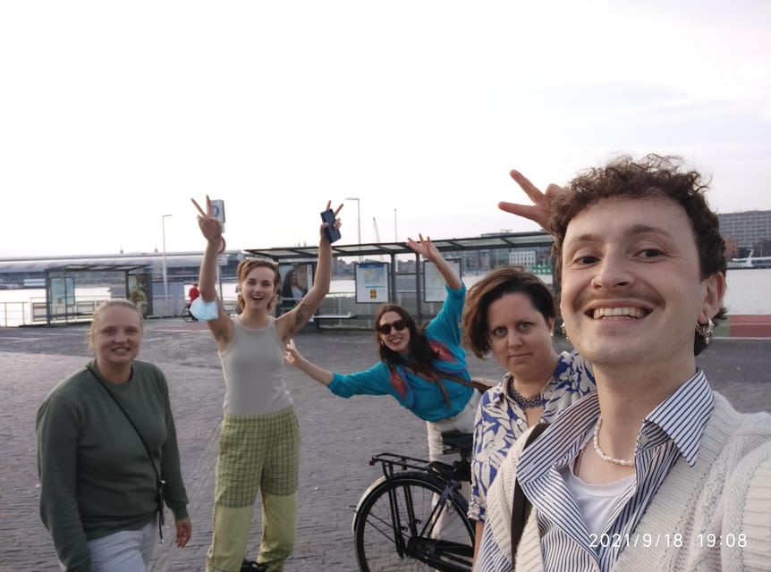 Amsterdam: Rainbow Rural Bike Tour With Local Gay Guide - Photography, stops, and how Sanne keeps things human
