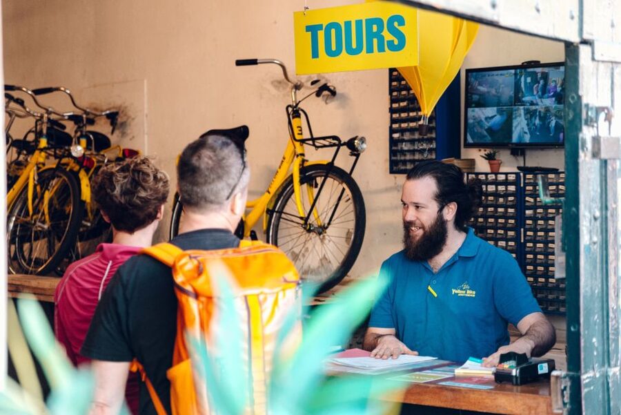 Amsterdam: Relaxed City Highlights Guided Bike Tour - Key things to notice before you book