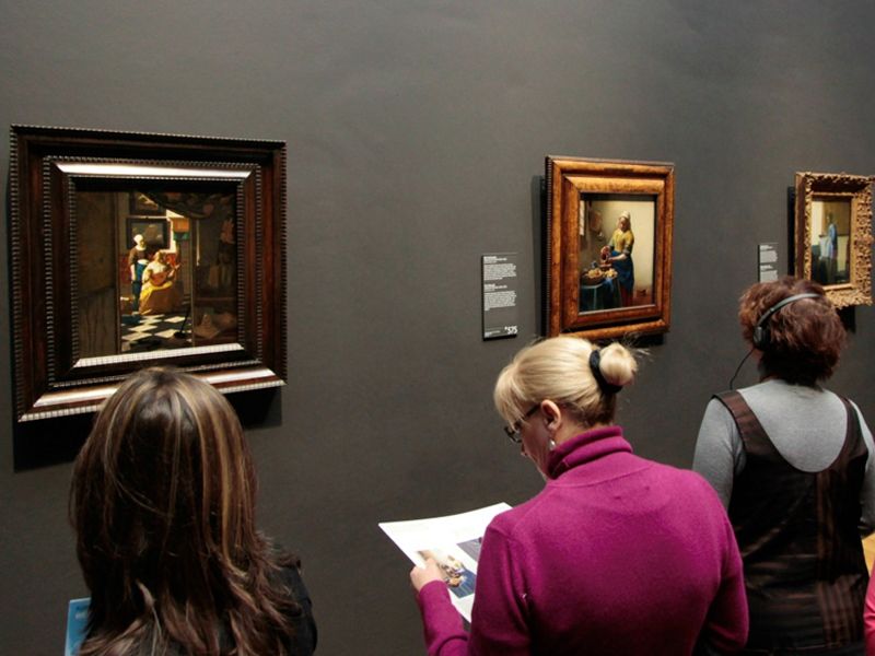 Amsterdam: Rijksmuseum Masterpieces Guided Small Group Tour - Why a 2.5-Hour Rijksmuseum Intro Works So Well