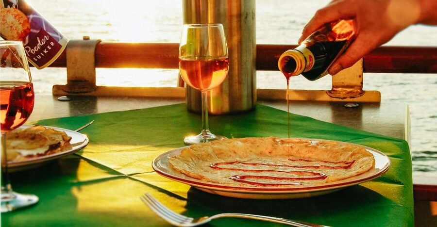 Amsterdam: River Cruise With All-You-Can-Eat Dutch Pancakes - What you eat: Dutch pancakes and the topping bar setup