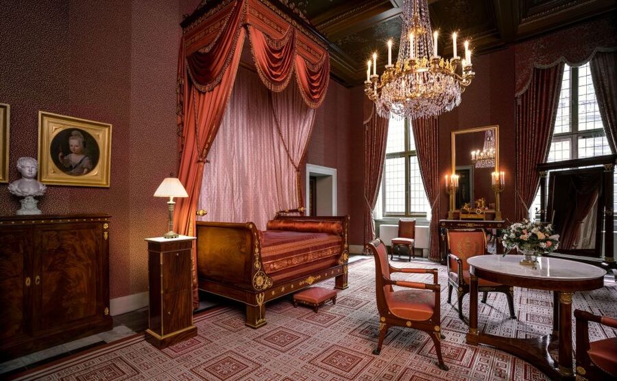Amsterdam: Royal Palace Entry Ticket + Audio guide - Practical pacing: how long to plan, and when to go