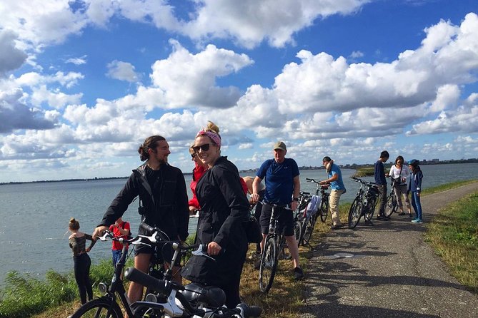 Amsterdam's Countryside Half-Day Bike Tour in Small Group - Ransdorp Tower Stop: 80-Years War Context Without the Textbook Vibe