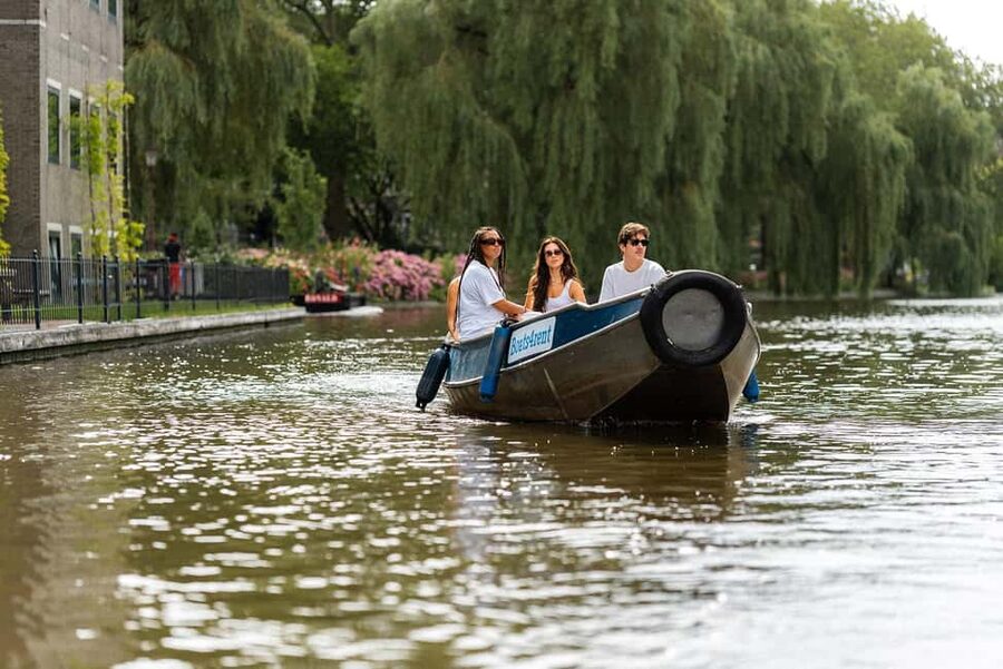 Amsterdam: Sail Yourself with a 2 Hour Boat Rental - Why self-driving an electric boat is such a smart way to see Amsterdam