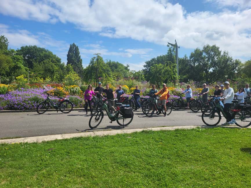 Amsterdam: Scenic City Highlights by E-Bike - Why an e-bike is the easiest way to string together Amsterdam sights