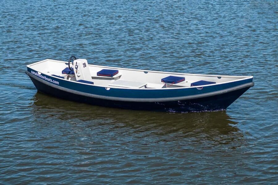 Amsterdam: Self-Drive Boat Rental (5 departure locations) - Choosing your departure location in Amsterdam Centre, West, or East
