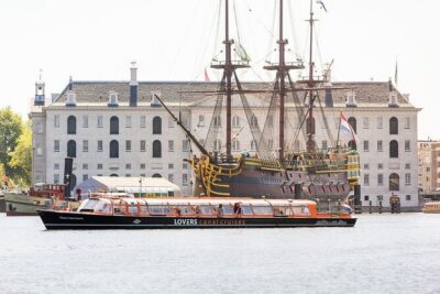 Amsterdam Sightseeing Canal Cruise with Audio Guide