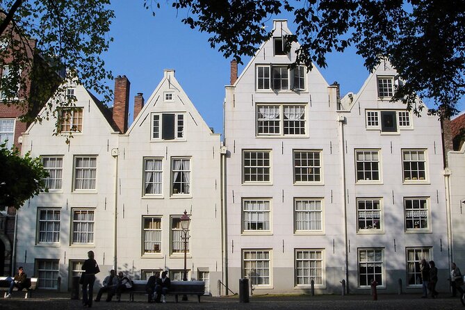 Amsterdam Sightseeing Tour + Hidden Gems + Tastings + PDF guide - Rembrandtplein: the loud start that sets the tone
