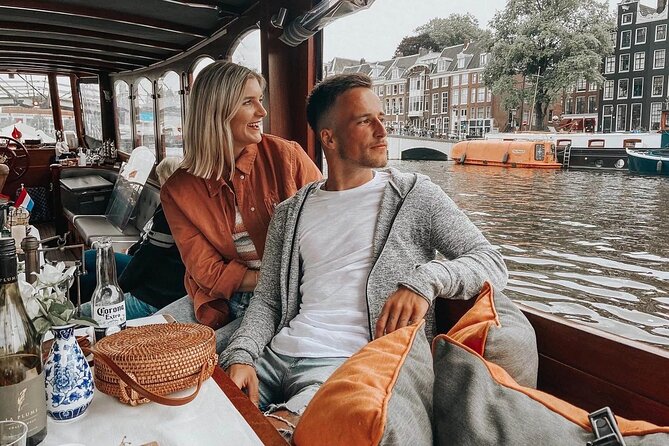 Amsterdam Small-Group Bike Tour With Canal Cruise, Drinks, Cheese - Where you meet, what you should bring, and how to start smoothly