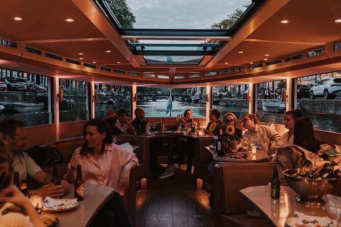 Amsterdam Small-Group Evening Canal Cruise Including Wine, Craft Beer, Cheese - Group size and boat comfort, the quiet luxury part