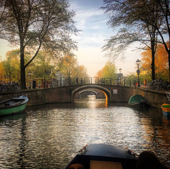 Amsterdam Small-Group Walking Tour - Nieuwe Kerk and the Royal Palace: Photo Stops With Real Story Behind Them