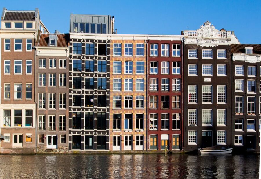 Amsterdam Small-Group Walking Tour - How the Guides Turn Facts Into a Walk You Remember
