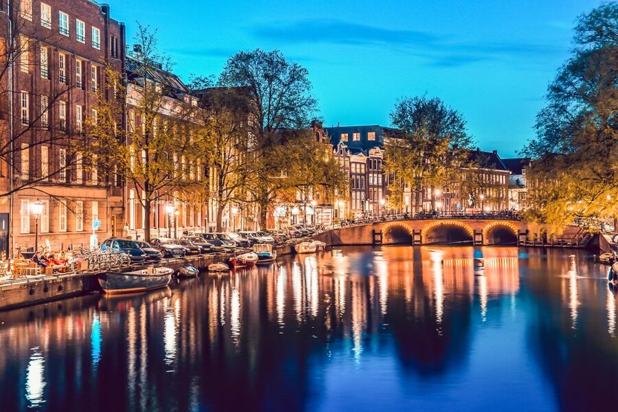 Amsterdam: Smoke and Lounge City Boat Cruise - Smoking rules, cannabis policy, and the vibe you are stepping into