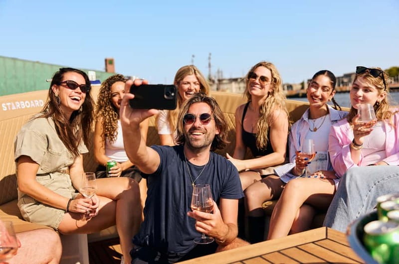 Amsterdam: Spanish Guided Open Boat Cruise with Bar Onboard - Key things I’d make sure to notice