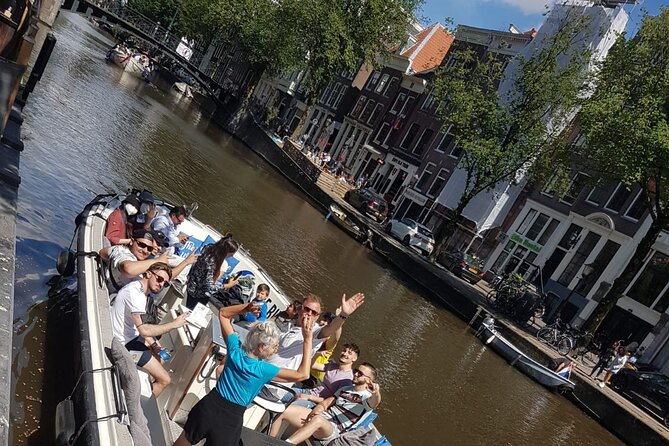Amsterdam The Bulldog Boat Smoke Friendly Cruise + 2 drinks - Drinks, Smoking, and the BYO Spirit That Changes the Feel